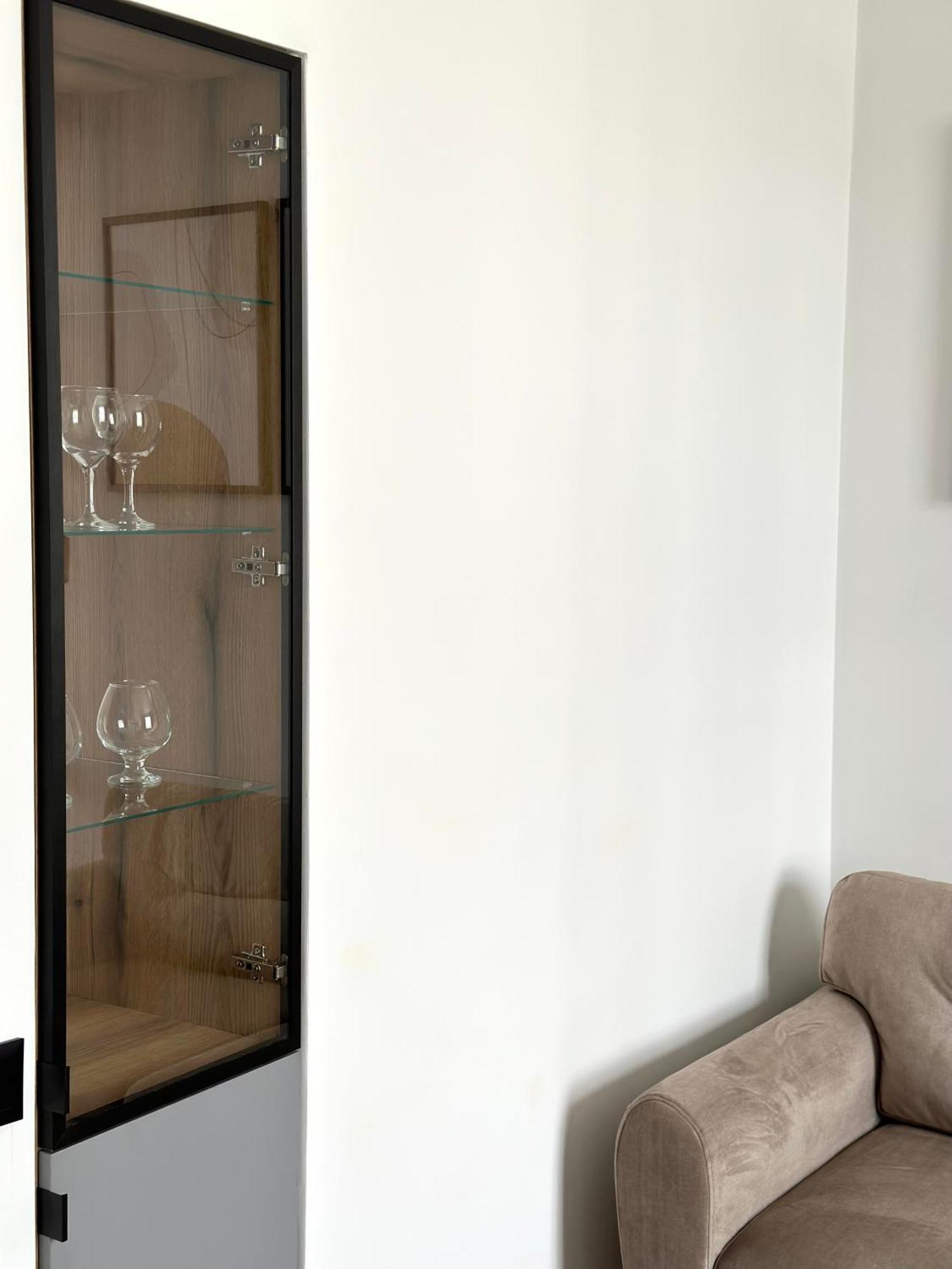 Romantic Apartments - In The Center Of Lviv , King-Size Bed Buitenkant foto